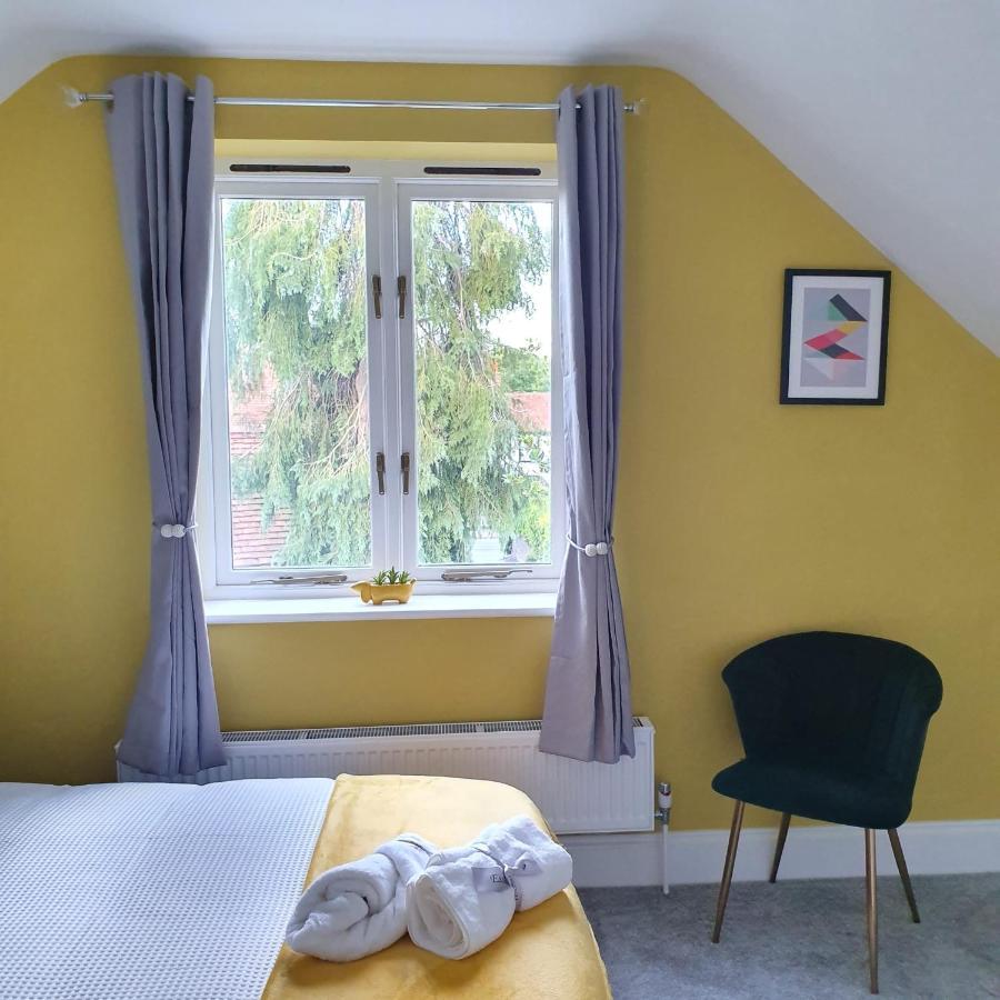 Spacious Beautiful And Warm Cottage With Parking Chelmsford Exteriör bild